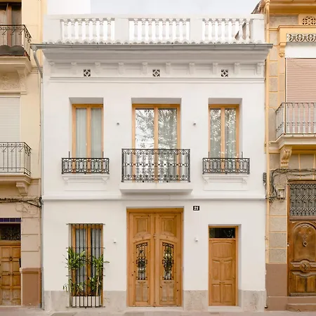 شقة Design House With Swimming Pool Near The Sea *